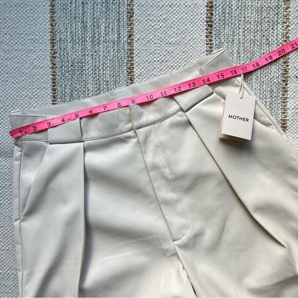 Mother High Waisted Egret Tunnel Vision Pleated Prep Faux Leather Pants Size 32 - Picture 5 of 13